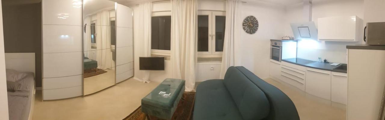Apartment Mit Schoener, Moderner Einrichtung 쾰른 외부 사진